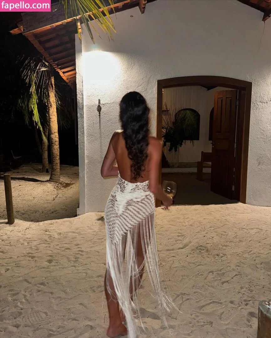 Bruna Marquezine Onlyfans Photo Gallery 