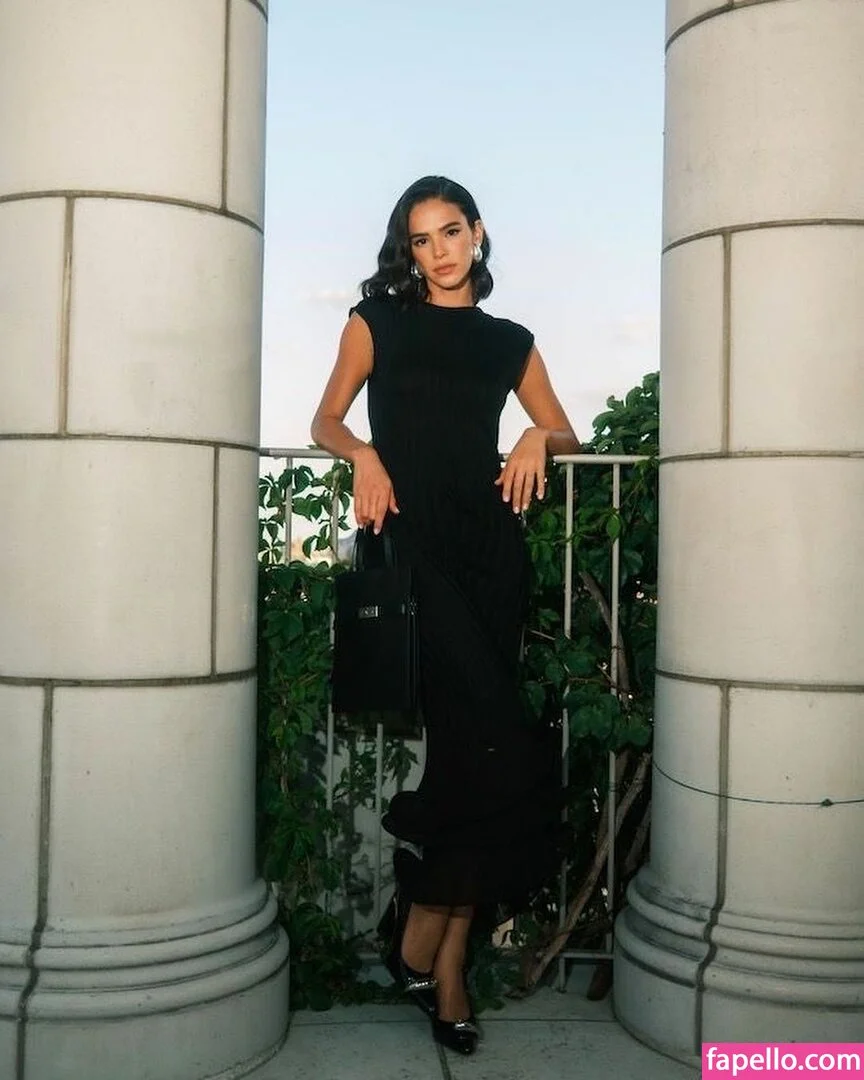 Bruna Marquezine Onlyfans Photo Gallery 