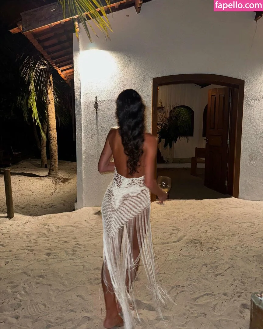 Bruna Marquezine Onlyfans Photo Gallery 