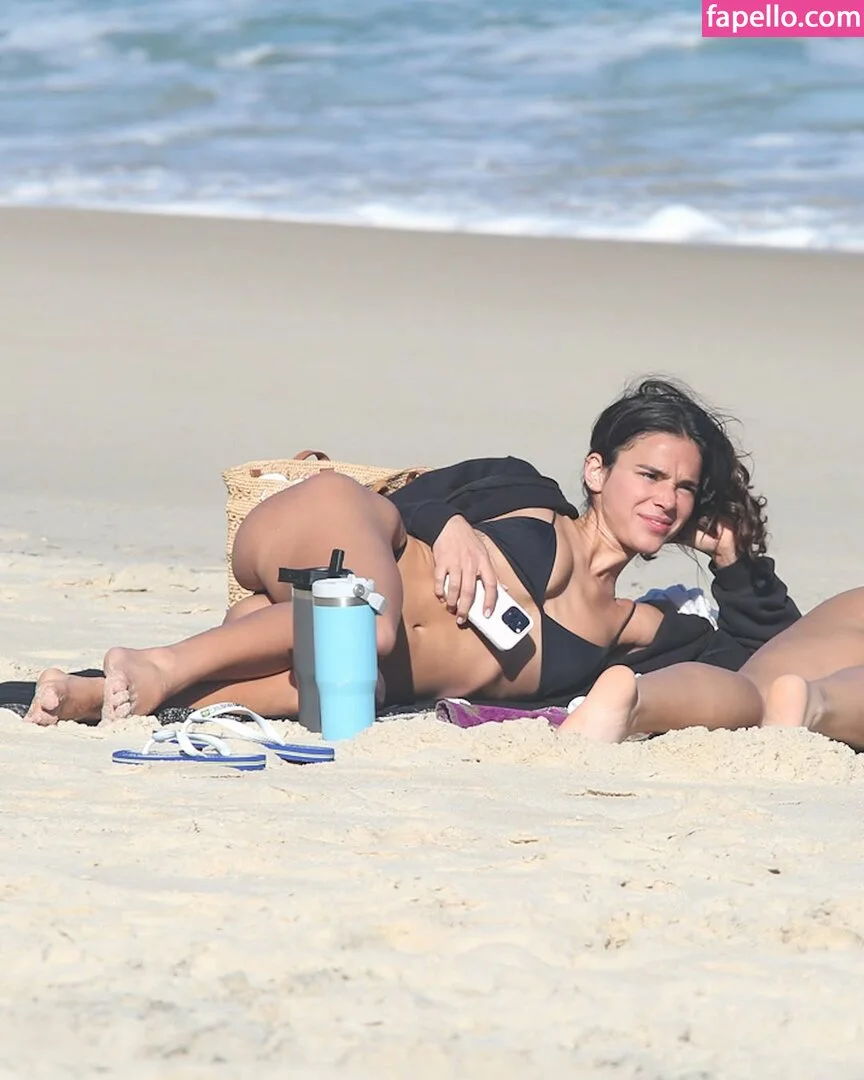 Bruna Marquezine Onlyfans Photo Gallery 