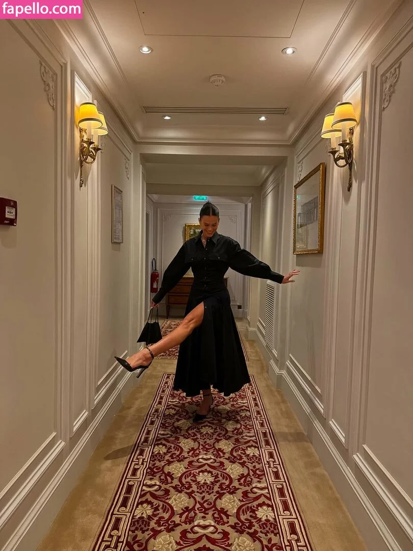 Bruna Marquezine Onlyfans Photo Gallery 