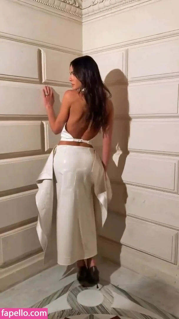 Bruna Marquezine Onlyfans Photo Gallery 