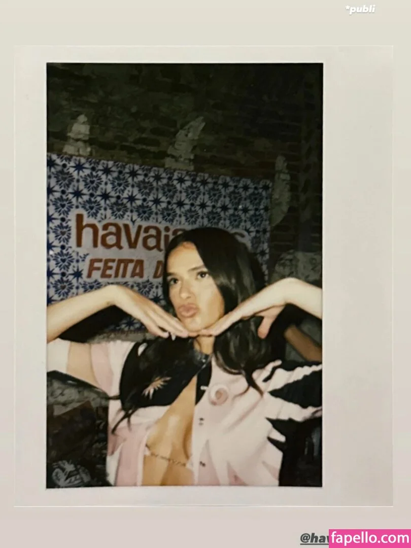 Bruna Marquezine Onlyfans Photo Gallery 