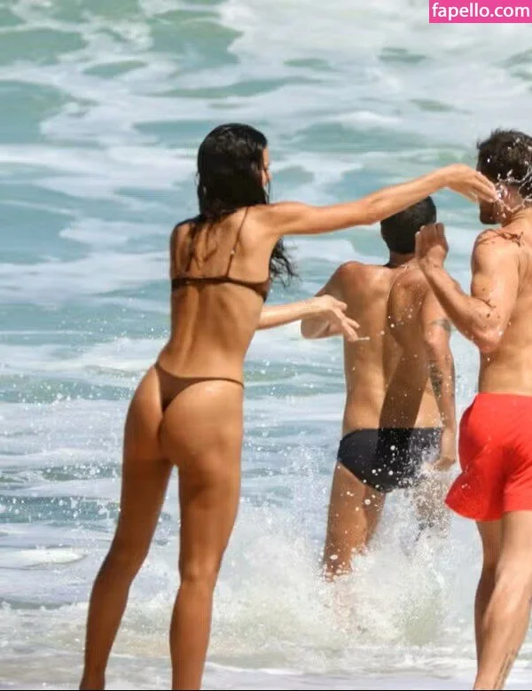 Bruna Marquezine Onlyfans Photo Gallery 