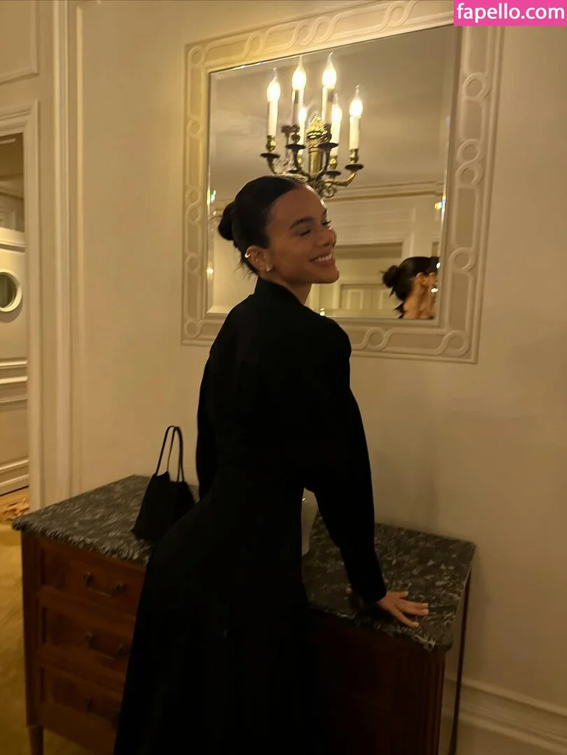 Bruna Marquezine Onlyfans Photo Gallery 