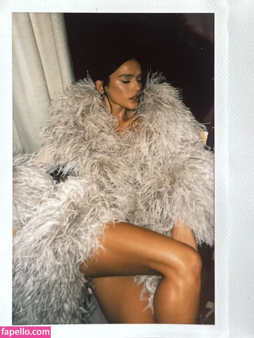 Bruna Marquezine Onlyfans Photo Gallery 