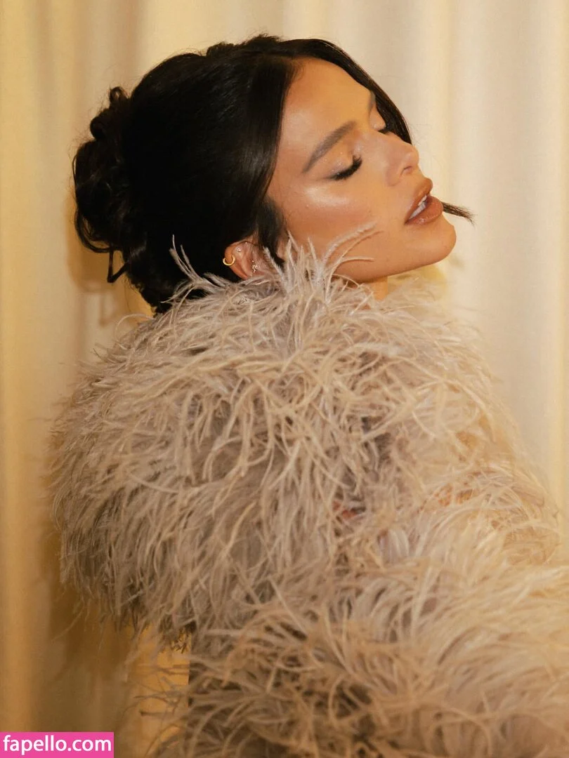 Bruna Marquezine Onlyfans Photo Gallery 