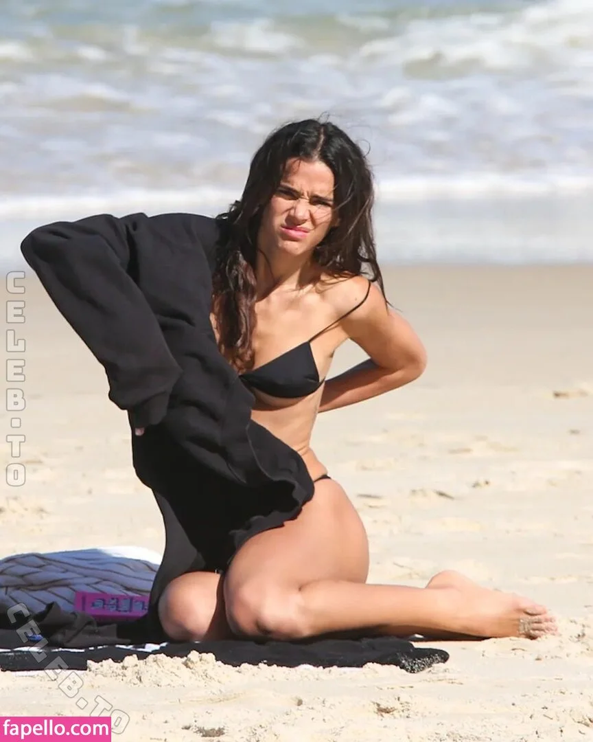 Bruna Marquezine Onlyfans Photo Gallery 