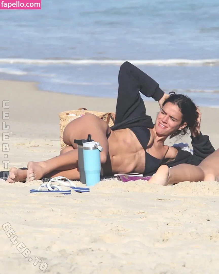 Bruna Marquezine Onlyfans Photo Gallery 