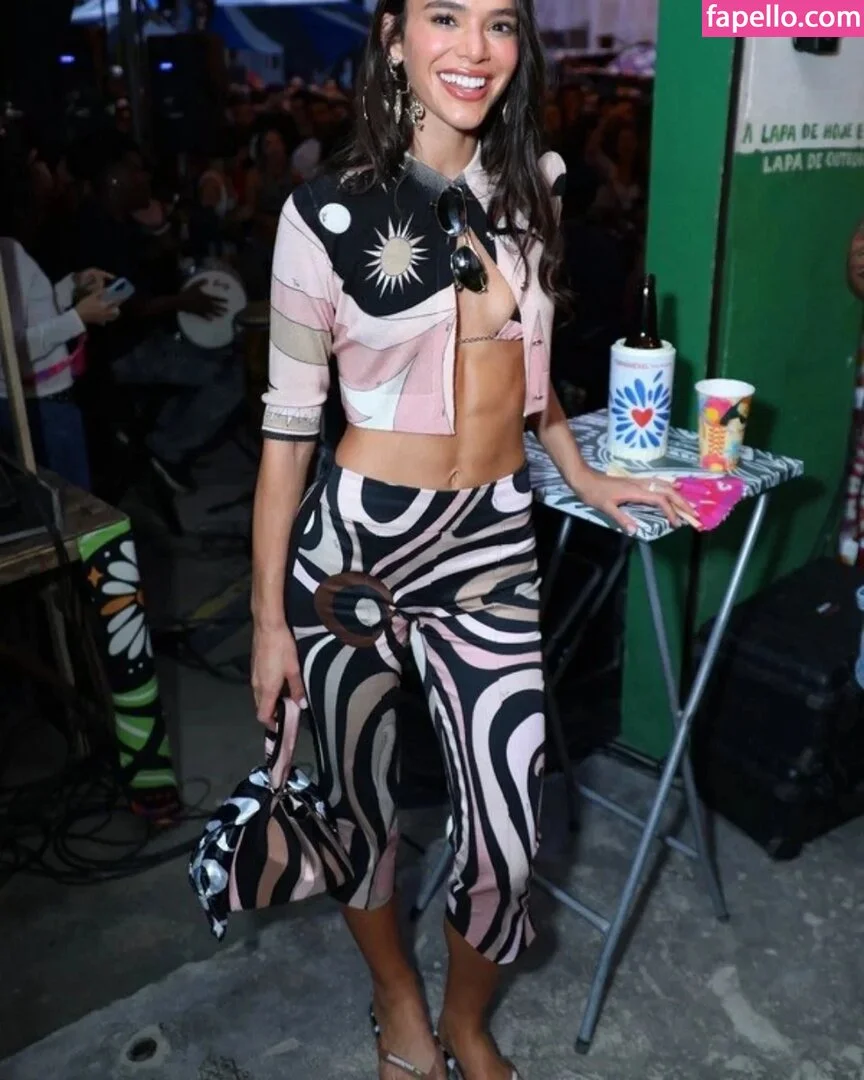 Bruna Marquezine Onlyfans Photo Gallery 