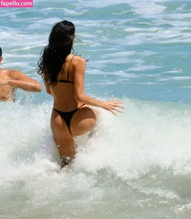 Bruna Marquezine Onlyfans Photo Gallery 