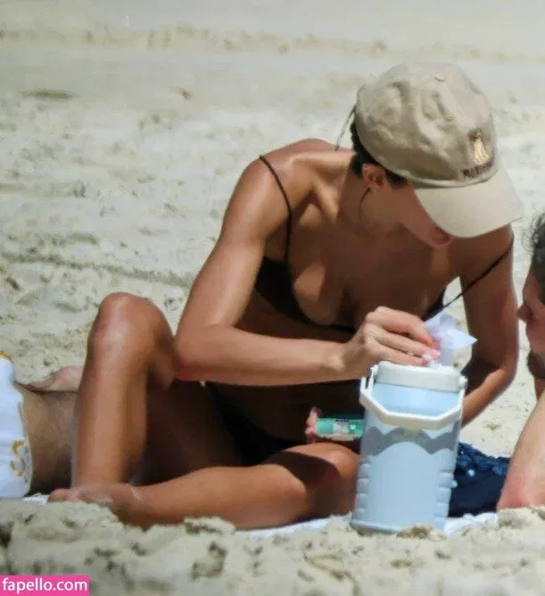 Bruna Marquezine Onlyfans Photo Gallery 