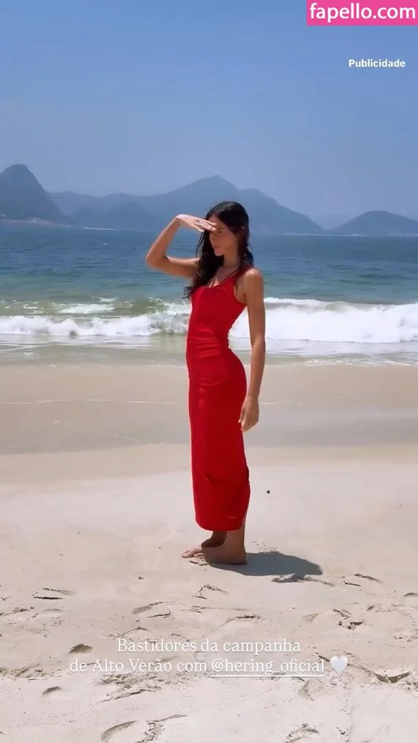 Bruna Marquezine Onlyfans Photo Gallery 