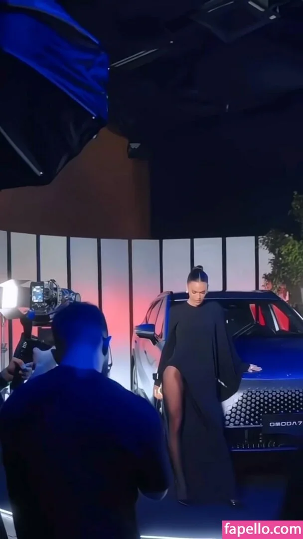 Bruna Marquezine Onlyfans Photo Gallery 