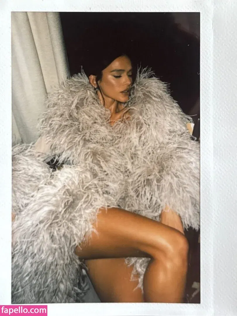 Bruna Marquezine Onlyfans Photo Gallery 