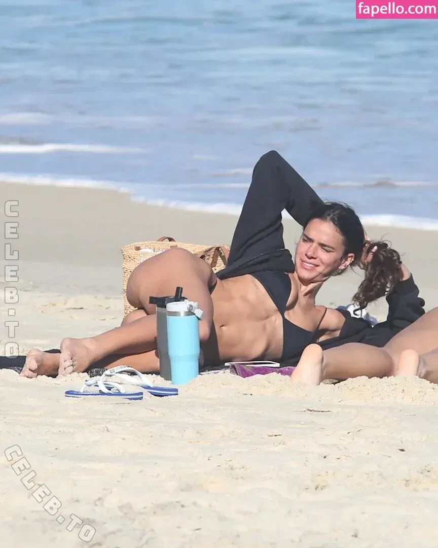 Bruna Marquezine Onlyfans Photo Gallery 