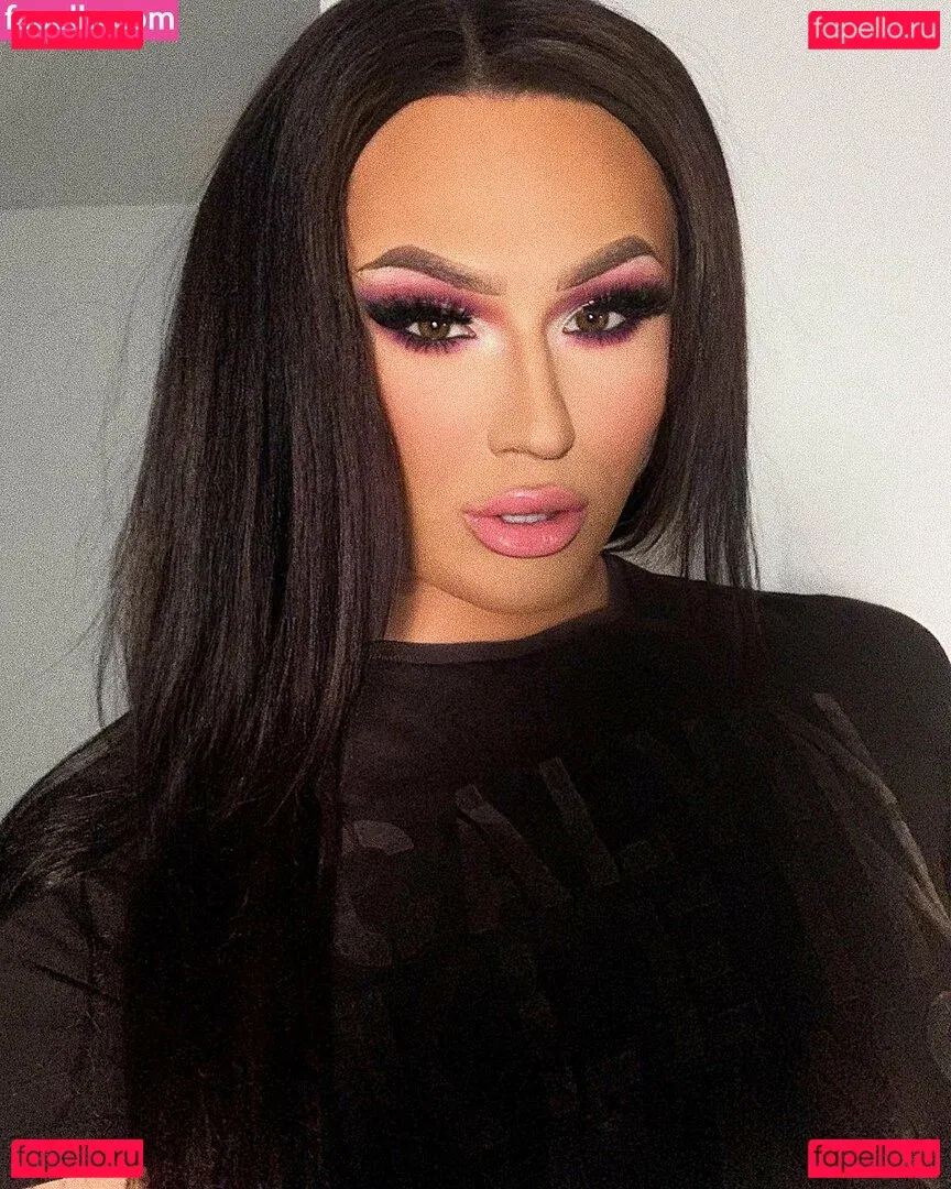 Sasha Donis Onlyfans Photo Gallery 