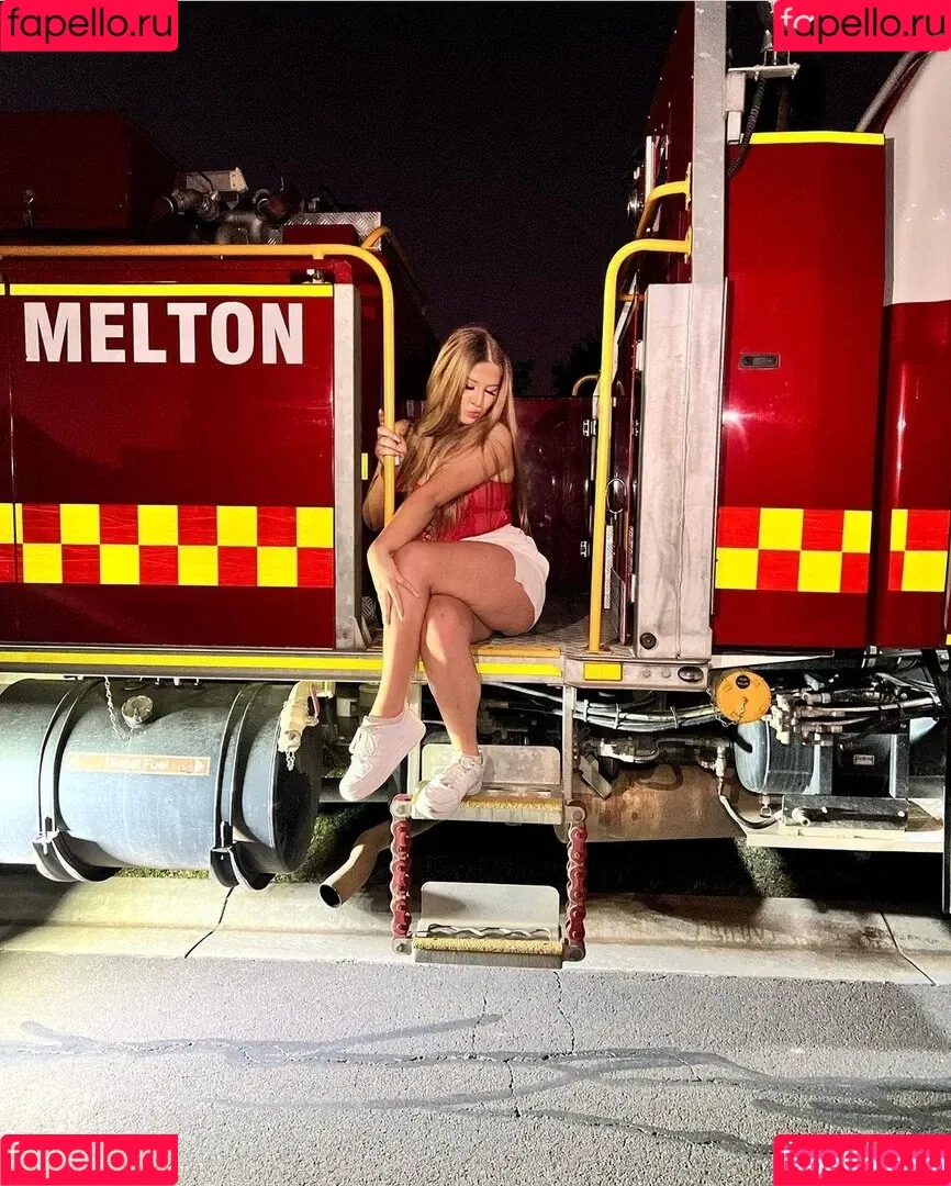 Stacey Hoult Onlyfans Photo Gallery 
