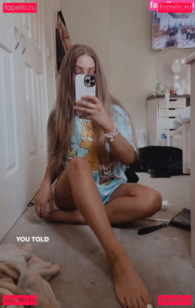 Stacey Hoult Onlyfans Photo Gallery 