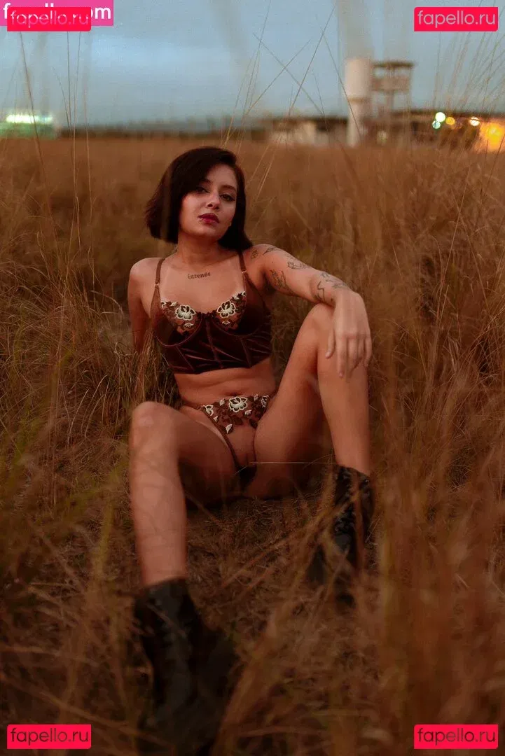 Vic_louren Onlyfans Photo Gallery 