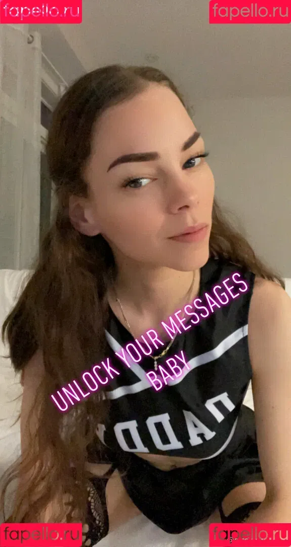 bellapetitewifey Onlyfans Photo Gallery 