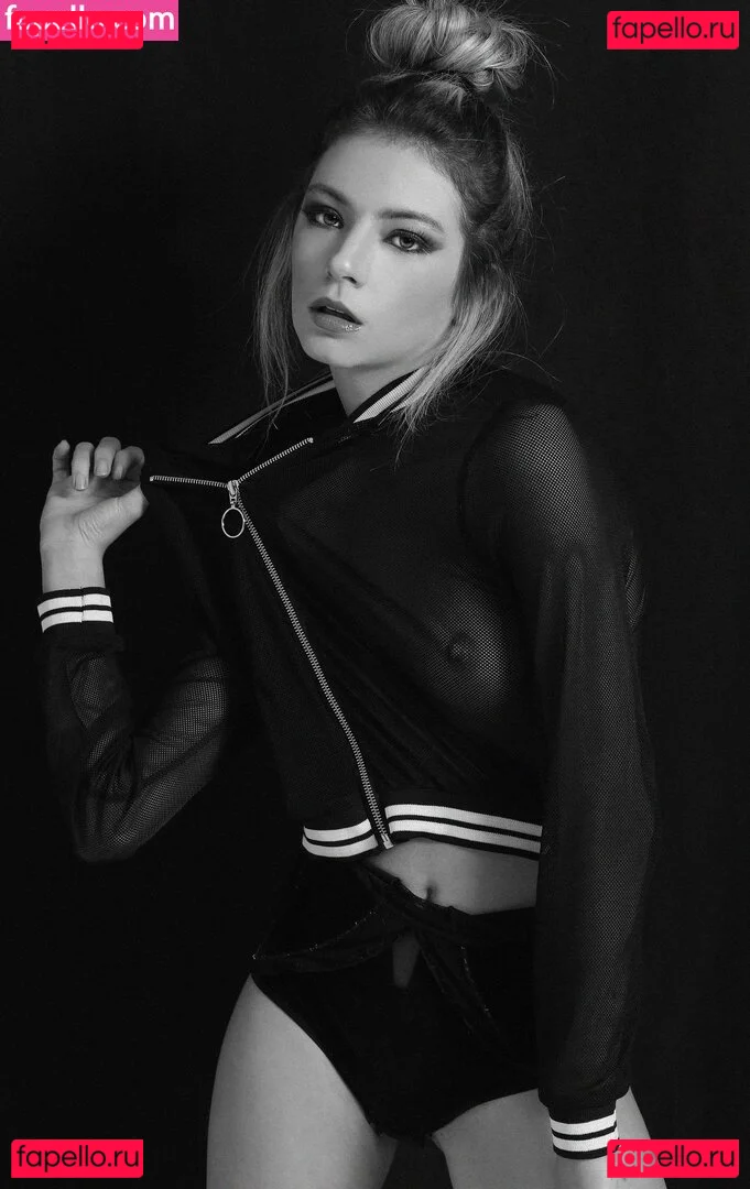 Jaqueline Kravtchenko Onlyfans Photo Gallery 