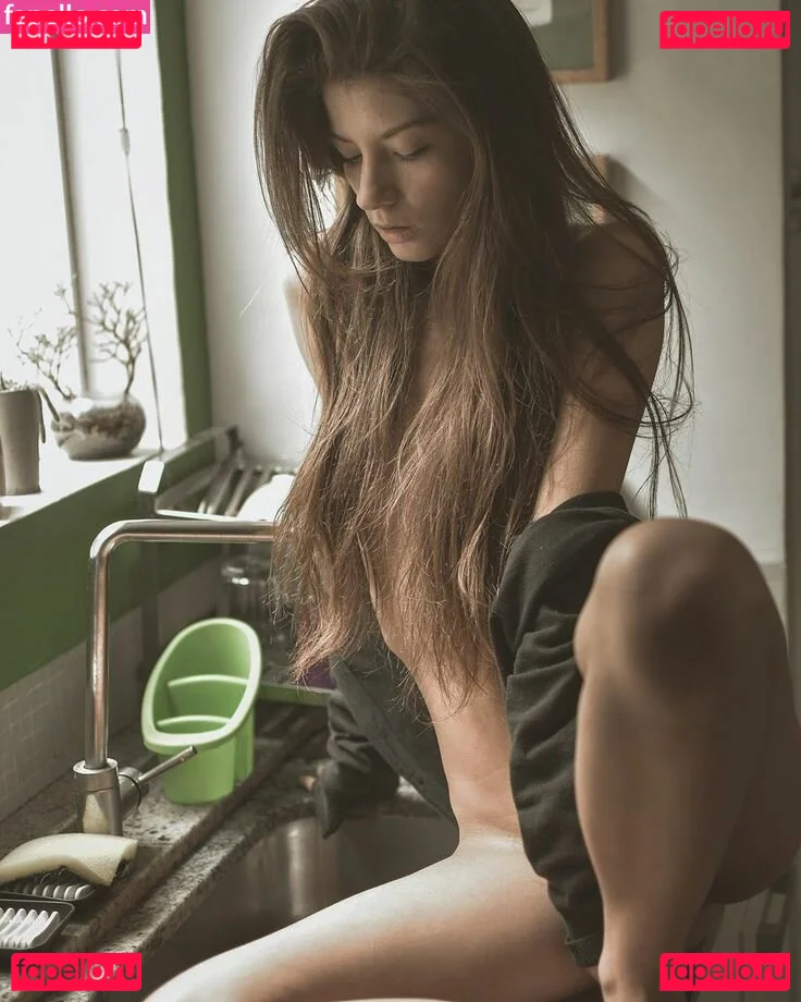 Jaqueline Kravtchenko Onlyfans Photo Gallery 