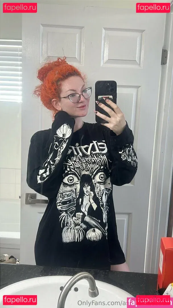 ashlewddaefree Onlyfans Photo Gallery 