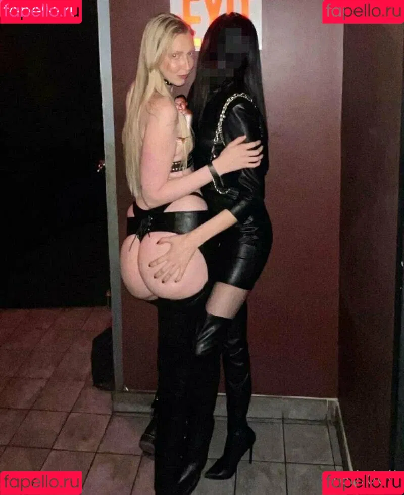 tall.doll Onlyfans Photo Gallery 