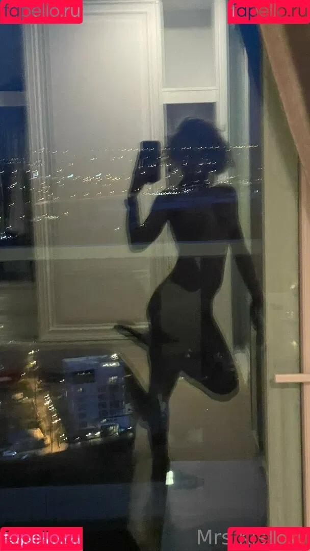 mrs_kissvhs Onlyfans Photo Gallery 