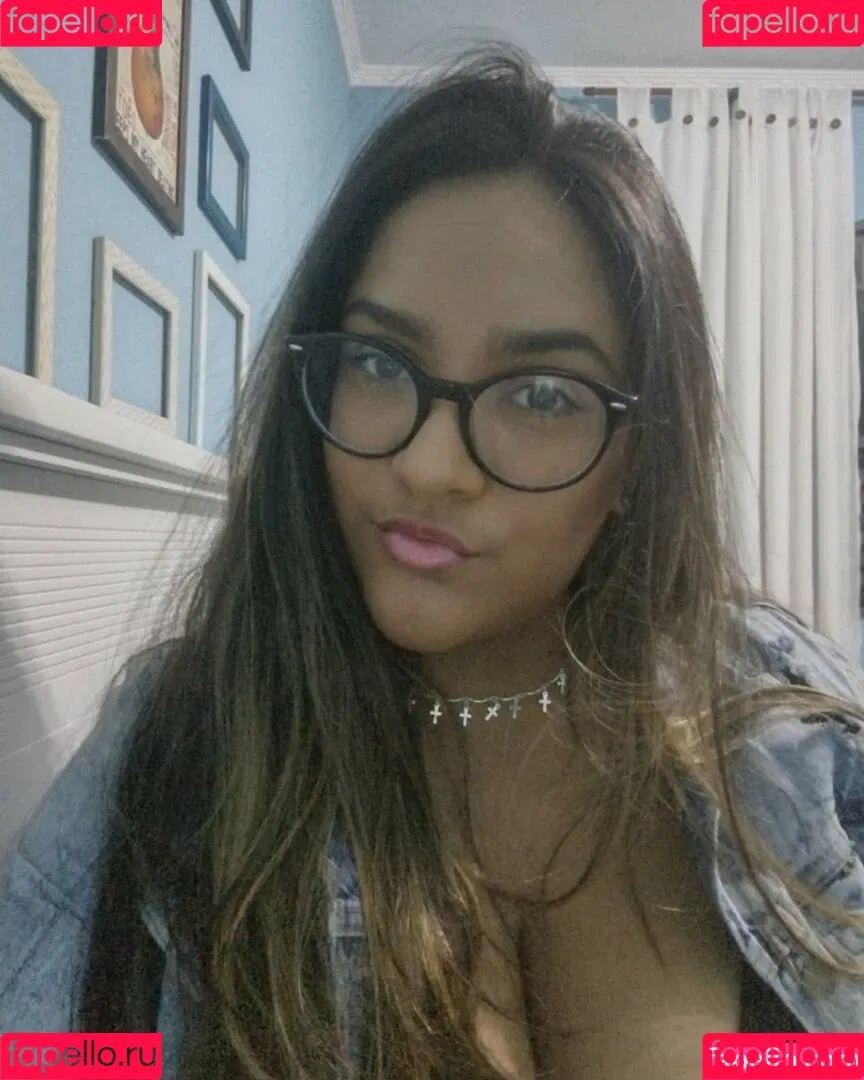 Sofia Mendonca Onlyfans Photo Gallery 