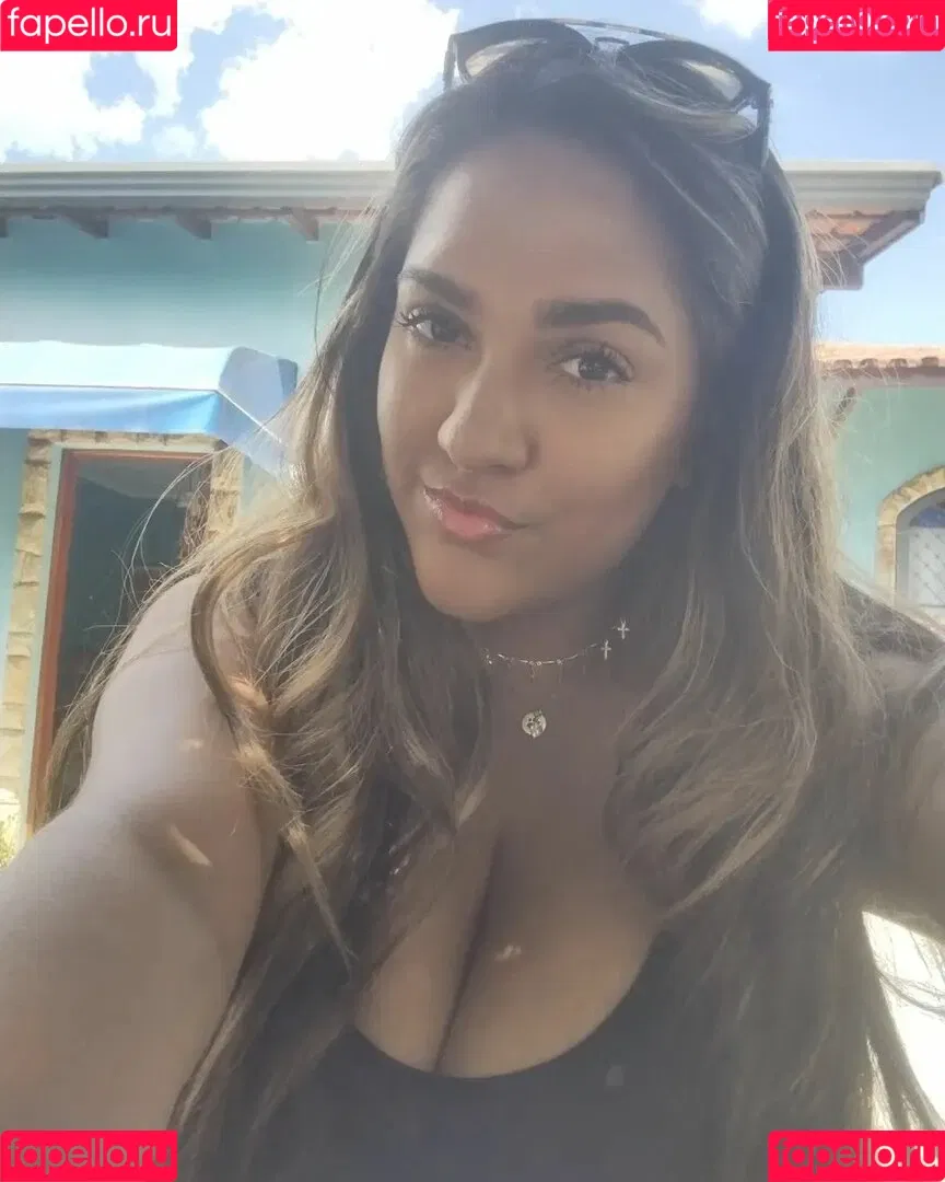 Sofia Mendonca Onlyfans Photo Gallery 