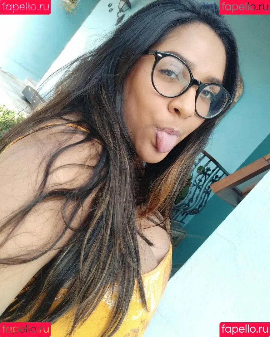 Sofia Mendonca Onlyfans Photo Gallery 