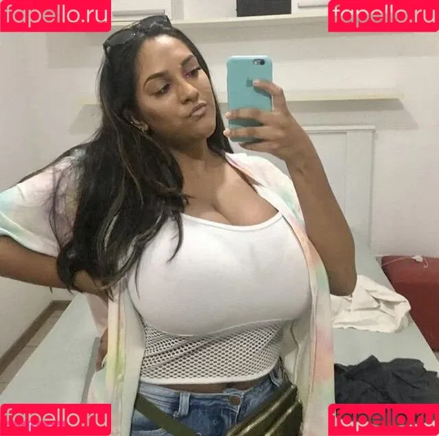 Sofia Mendonca Onlyfans Photo Gallery 