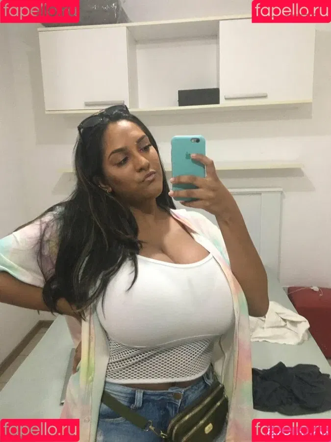 Sofia Mendonca Onlyfans Photo Gallery 