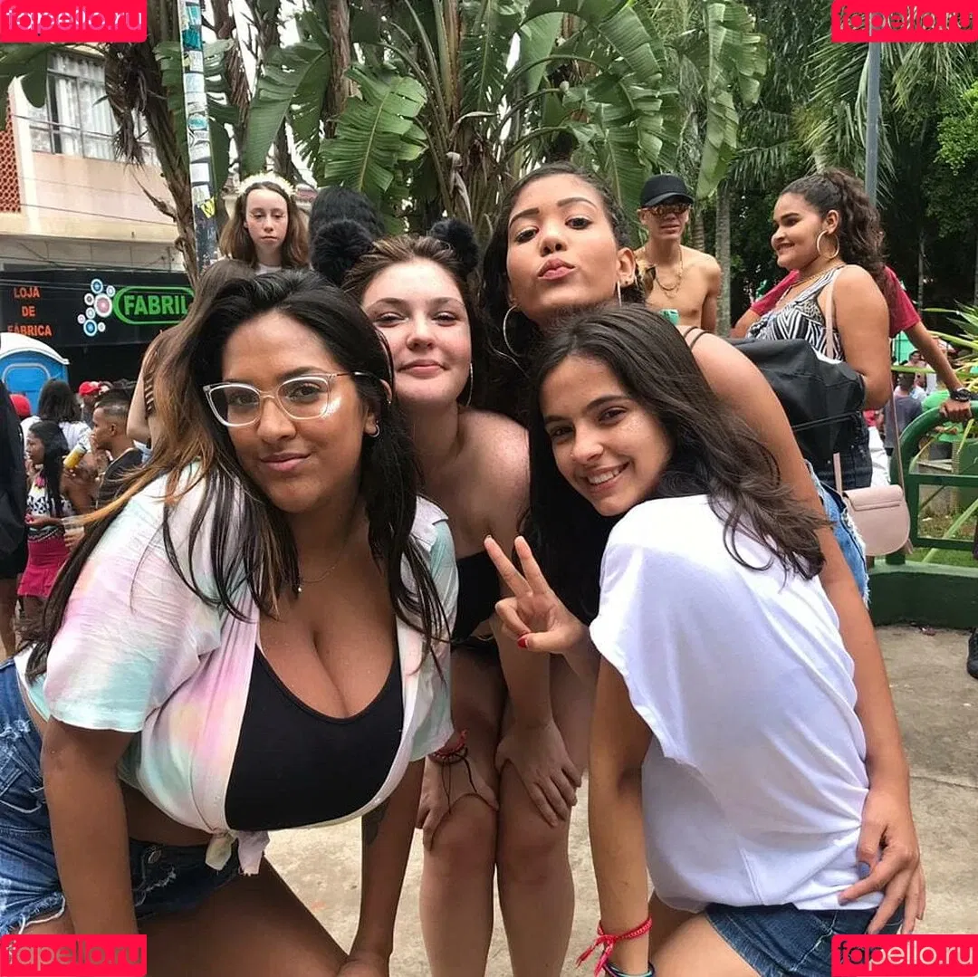 Sofia Mendonca Onlyfans Photo Gallery 