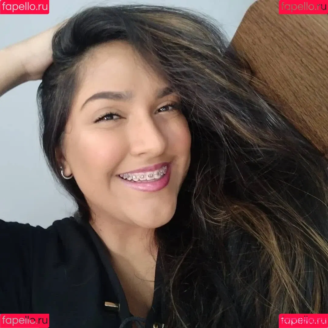 Sofia Mendonca Onlyfans Photo Gallery 
