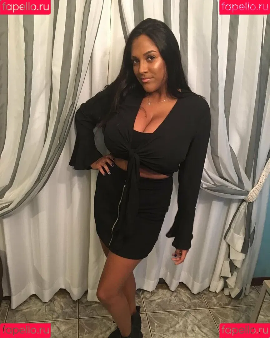 Sofia Mendonca Onlyfans Photo Gallery 