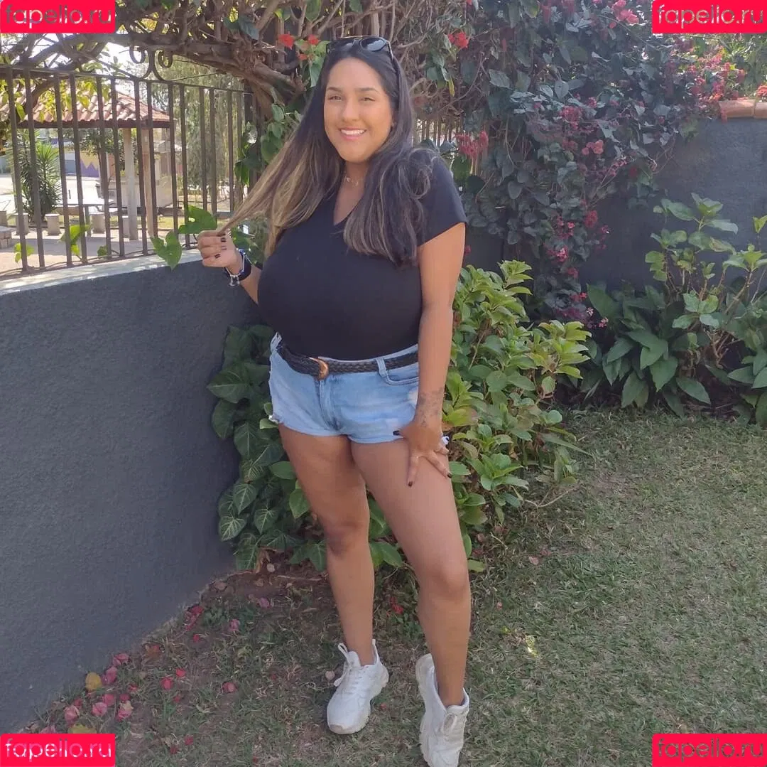 Sofia Mendonca Onlyfans Photo Gallery 