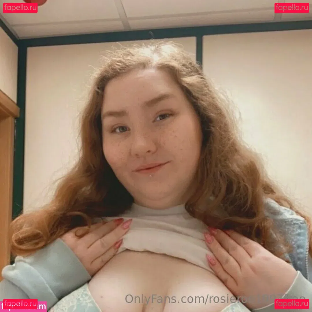 rosieblossomfree Onlyfans Photo Gallery 