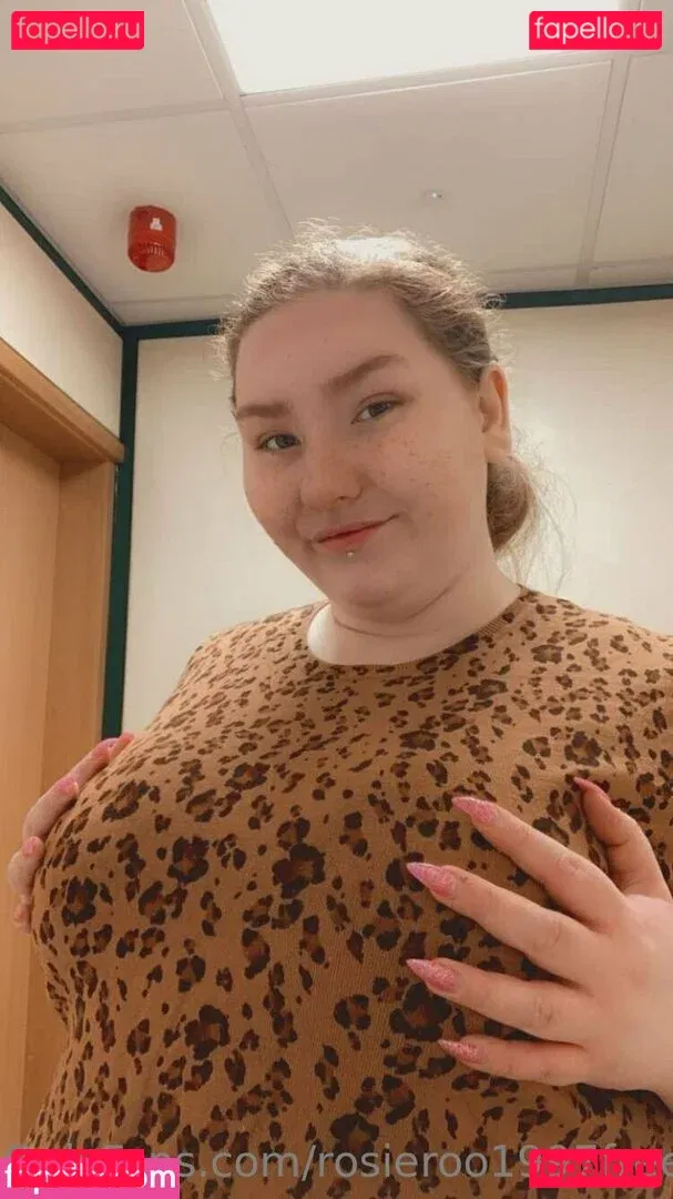 rosieblossomfree Onlyfans Photo Gallery 