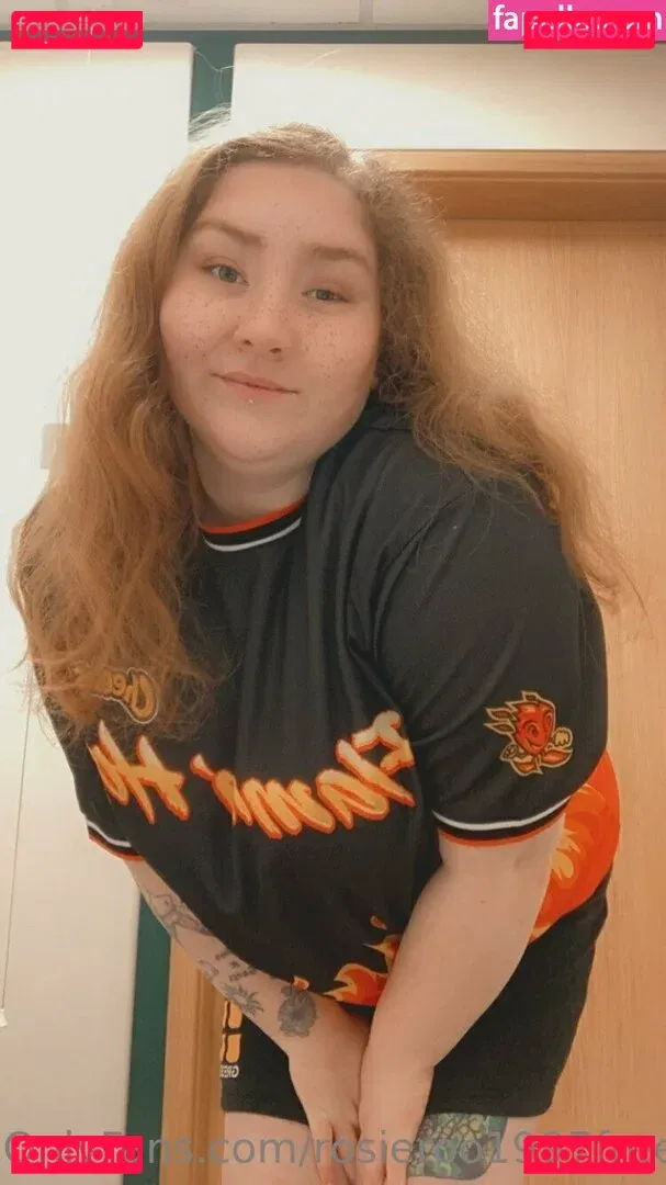 rosieblossomfree Onlyfans Photo Gallery 