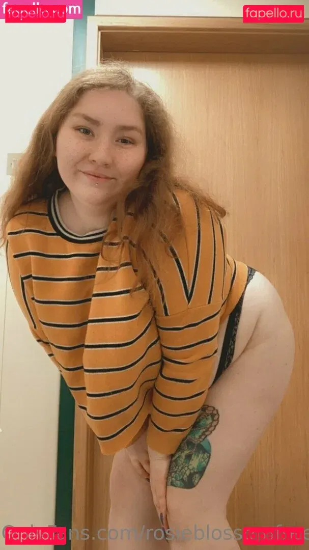 rosieblossomfree Onlyfans Photo Gallery 