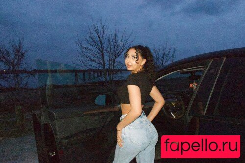 Kareena Bachra Onlyfans Photo Gallery 