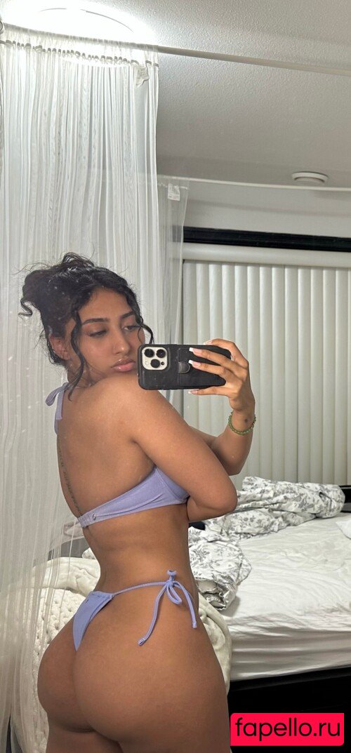 Kareena Bachra Onlyfans Photo Gallery 