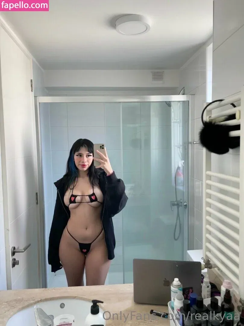 strawberryy20 Onlyfans Photo Gallery 