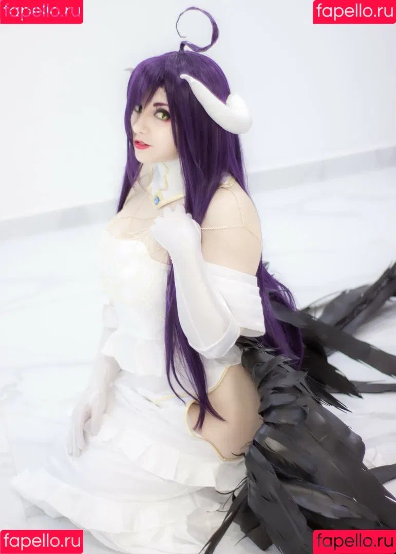 Marcelline Cos Onlyfans Photo Gallery 