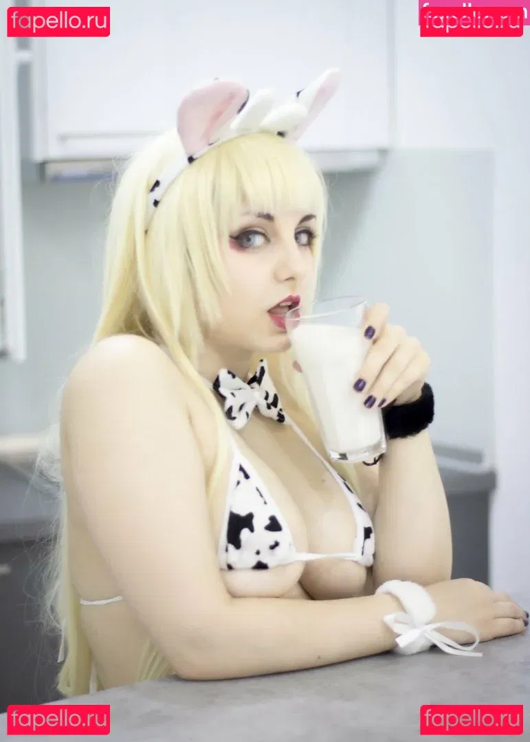 Marcelline Cos Onlyfans Photo Gallery 