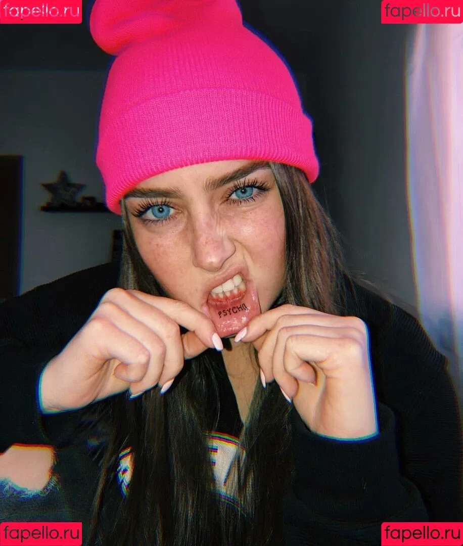 Effy Palarya Onlyfans Photo Gallery 