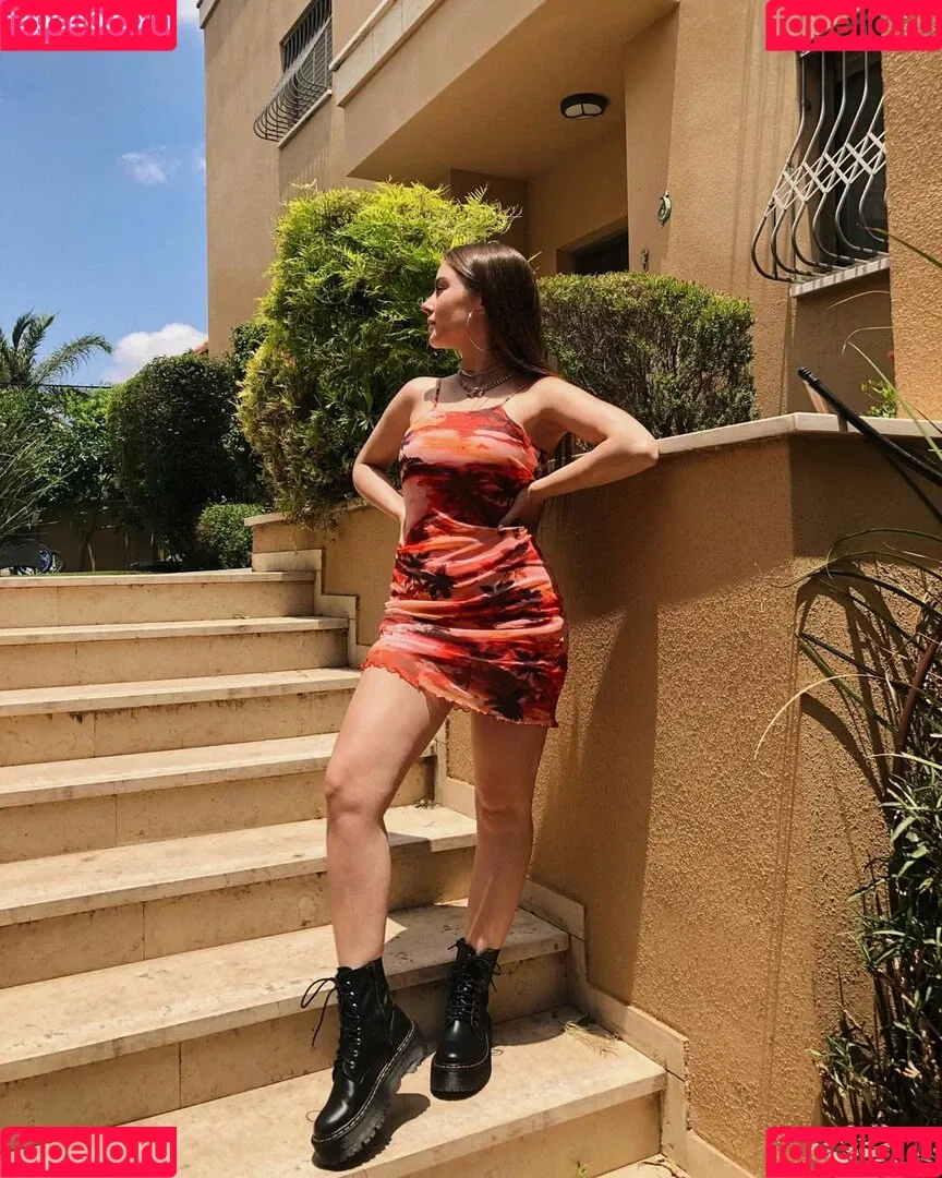 Effy Palarya Onlyfans Photo Gallery 